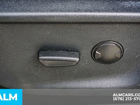 Used 2025 Ford F250 XLT image 47