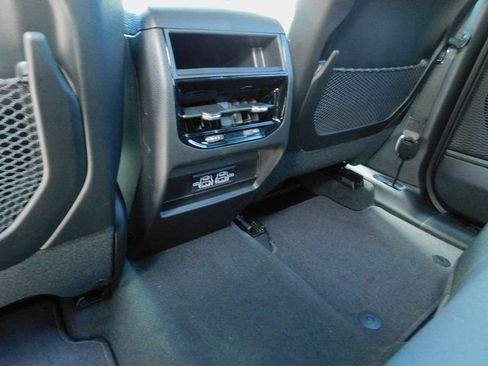 New 2026 Jeep Grand Cherokee Laredo w/ Trailer Tow Package image 10