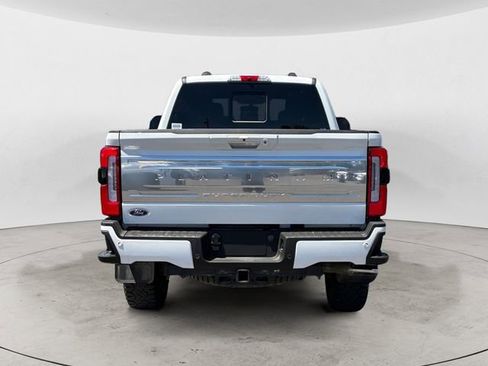 Used 2024 Ford F350 Platinum w/ Tremor Off-Road Package AWD/4WD image 4