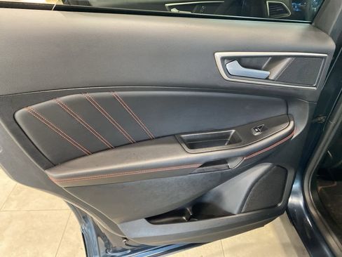 Used 2023 Ford Edge ST-Line image 26