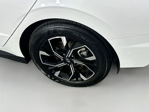 Used 2025 Hyundai Sonata SEL image 11