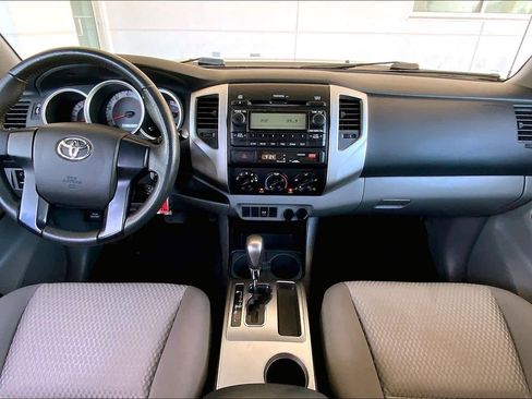 Used 2012 Toyota Tacoma PreRunner w/ SR5 Pkg image 14