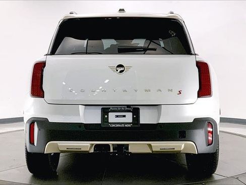Used 2025 MINI Cooper Countryman S w/ Comfort Package Max image 3
