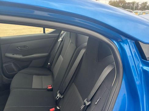 Used 2025 Nissan Sentra SV image 36