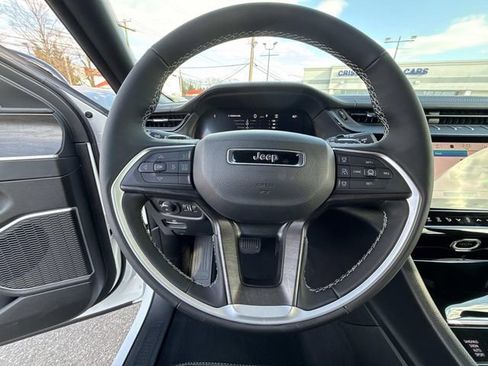New 2026 Jeep Grand Cherokee L Limited AWD/4WD image 31
