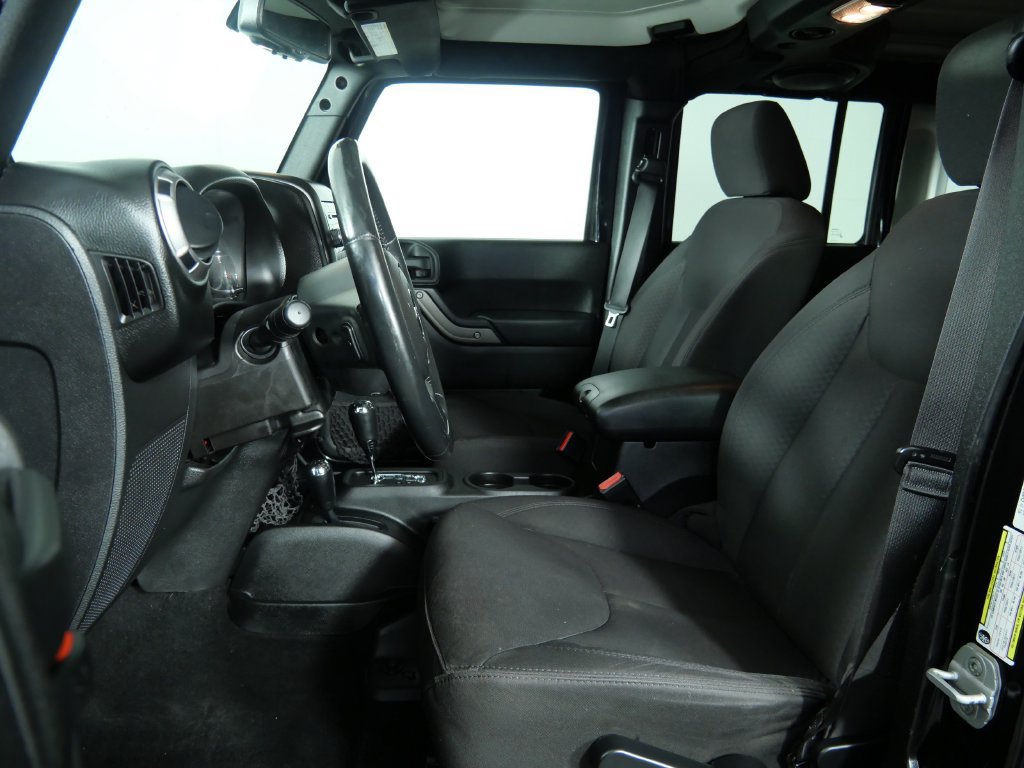Used 2014 Jeep Wrangler Unlimited Sport w/ Quick Order Package 24S AWD/4WD image 15
