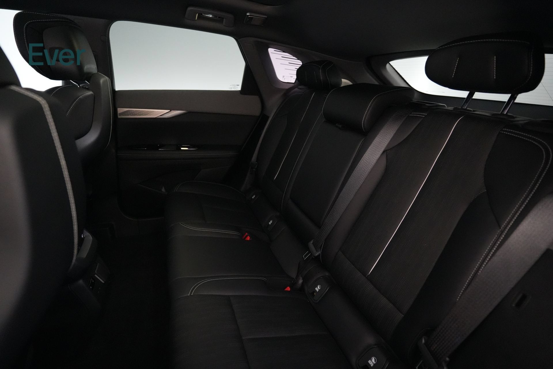 Used 2026 Cadillac Optiq Sport 2 w/ LPO, Floor Liner Package RWD image 24