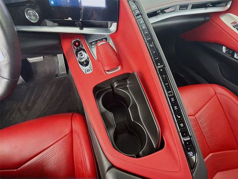 Used 2024 Chevrolet Corvette Stingray Preferred Conv w/ Battery Protection Package RWD image 21