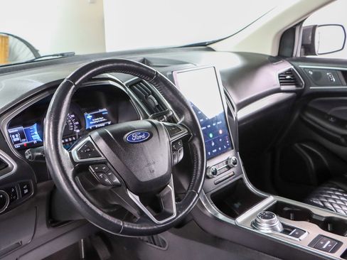 Used 2023 Ford Edge Titanium image 22