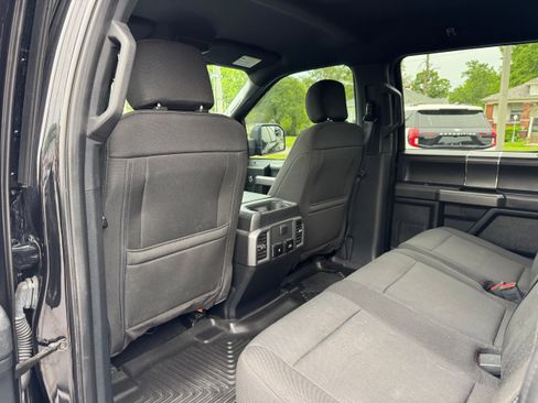 Used 2019 Ford F150 XLT w/ Equipment Group 302A Luxury AWD/4WD image 13