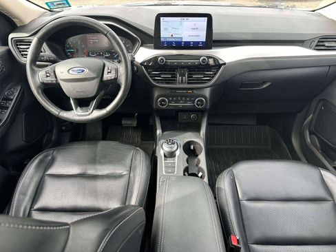 Used 2020 Ford Escape SEL image 12