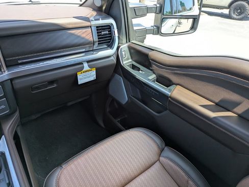 New 2026 Ford F250 King Ranch w/ Tremor Off-Road Package AWD/4WD image 17