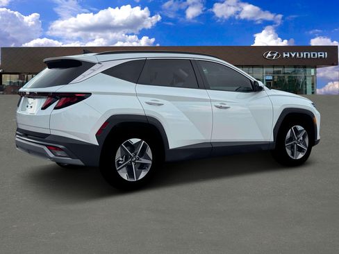 Used 2026 Hyundai Tucson SEL Plus FWD image 7