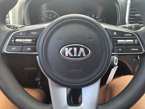 Used 2020 Kia Sportage LX AWD/4WD image 15