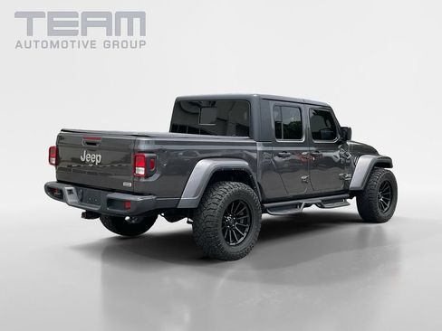 Used 2021 Jeep Gladiator Overland w/ Cold Weather Group AWD/4WD image 7