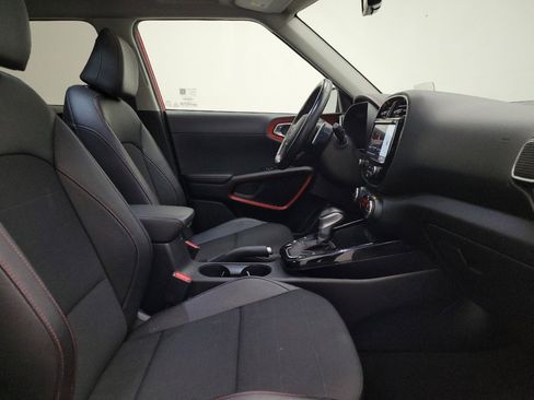 Used 2022 Kia Soul Turbo image 21