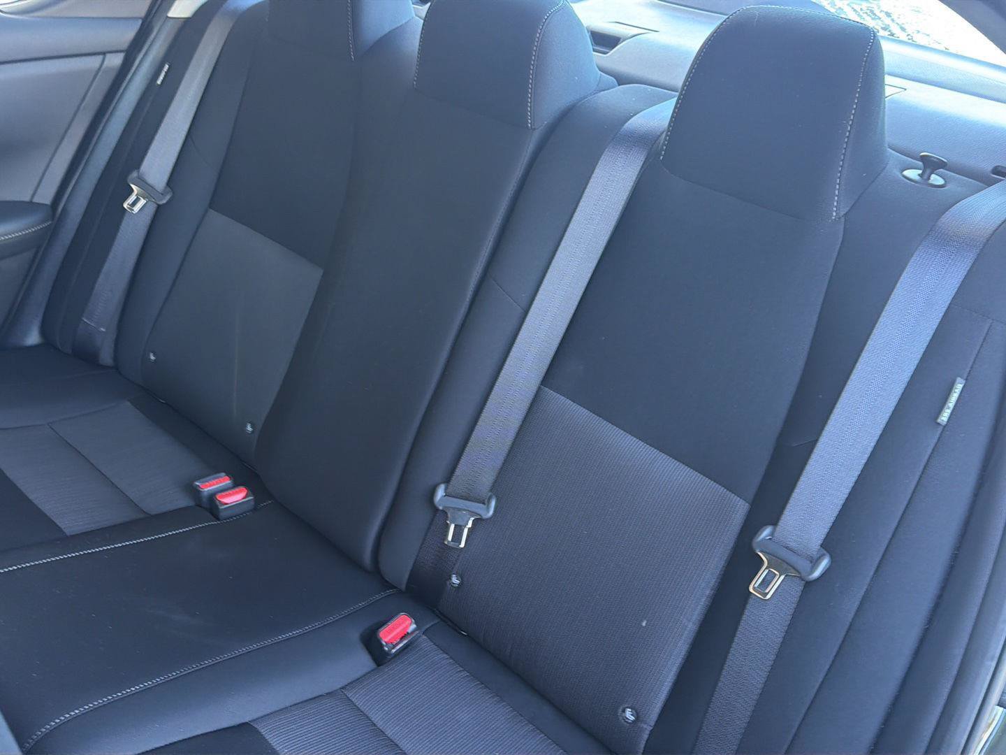 Used 2025 Nissan Sentra SV FWD image 30