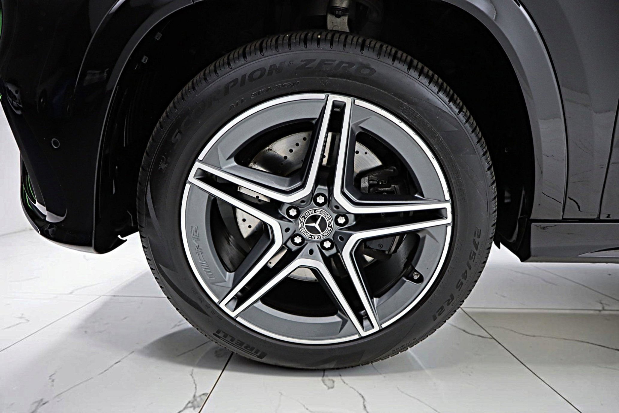 Used 2024 Mercedes-Benz GLS 450 4MATIC image 45