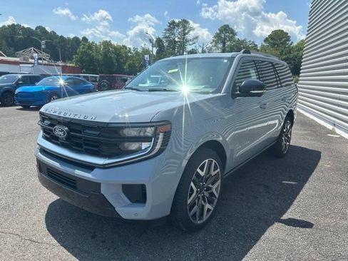 New 2027 Ford Expedition Platinum w/ Platinum Ultimate Package AWD/4WD image 7