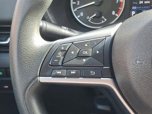 Used 2021 Nissan Sentra S image 19