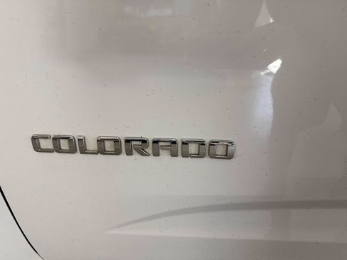 Used 2018 Chevrolet Colorado W/T w/ WT Convenience Package AWD/4WD image 90