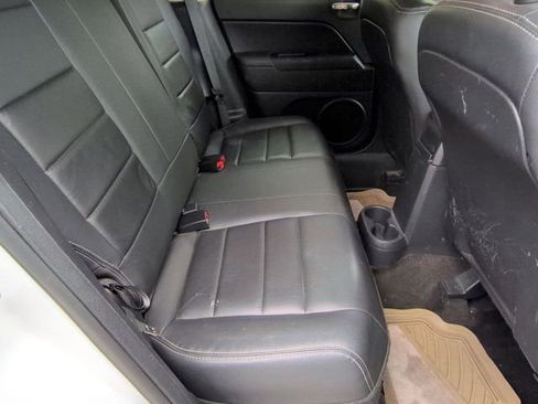 Used 2015 Jeep Patriot High Altitude FWD image 24