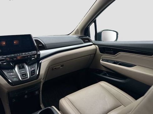 Used 2023 Honda Odyssey Touring image 29