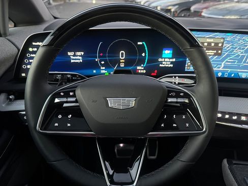 Certified 2025 Cadillac Optiq Luxury 1 image 30