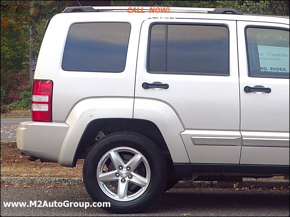 Used 2008 Jeep Liberty Limited w/ Premium Group AWD/4WD image 34
