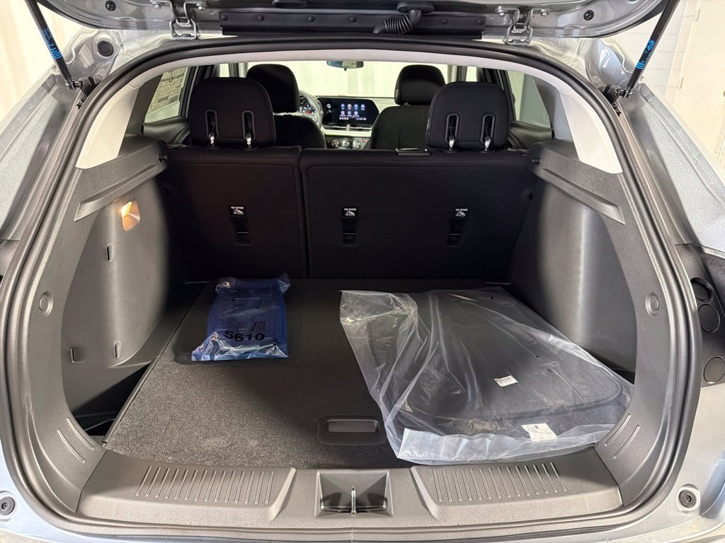 New 2026 Chevrolet Trax LS FWD image 27