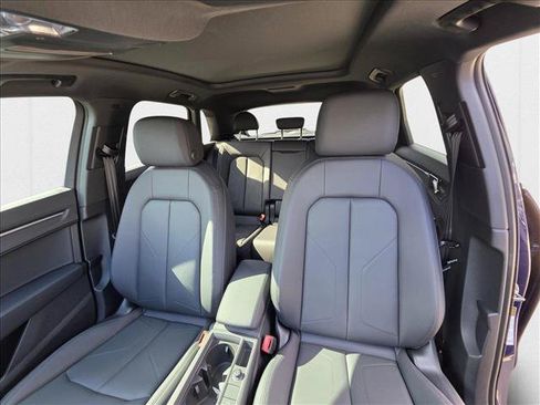New 2025 Audi Q3 2.0T Premium w/ Convenience Package AWD/4WD image 16