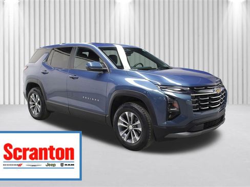 Used 2026 Chevrolet Equinox LT w/ Convenience Package II image 1