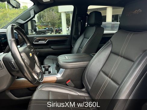 Used 2024 Chevrolet Silverado 2500 High Country w/ High Country Premium Package AWD/4WD image 9