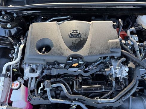 Used 2025 Toyota Camry LE FWD image 30