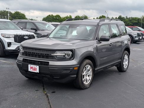 Used 2021 Ford Bronco Sport AWD/4WD image 3