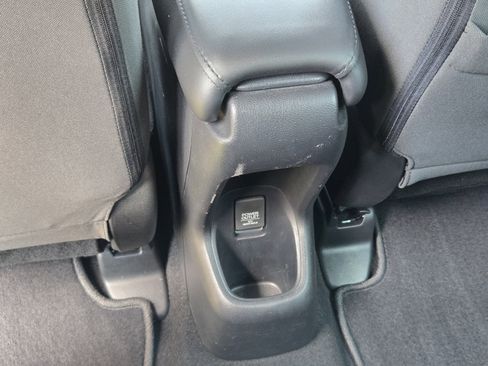 Used 2019 Honda HR-V Sport image 37