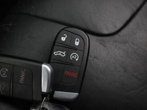 Used 2015 Jeep Cherokee Limited FWD image 30