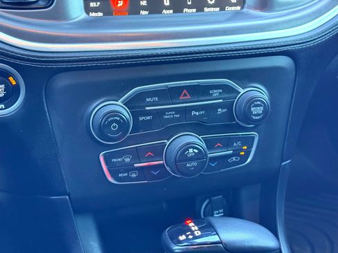 Used 2022 Dodge Charger R/T w/ Plus Group image 28