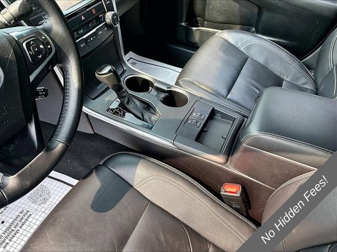 Used 2015 Toyota Camry XLE FWD image 13