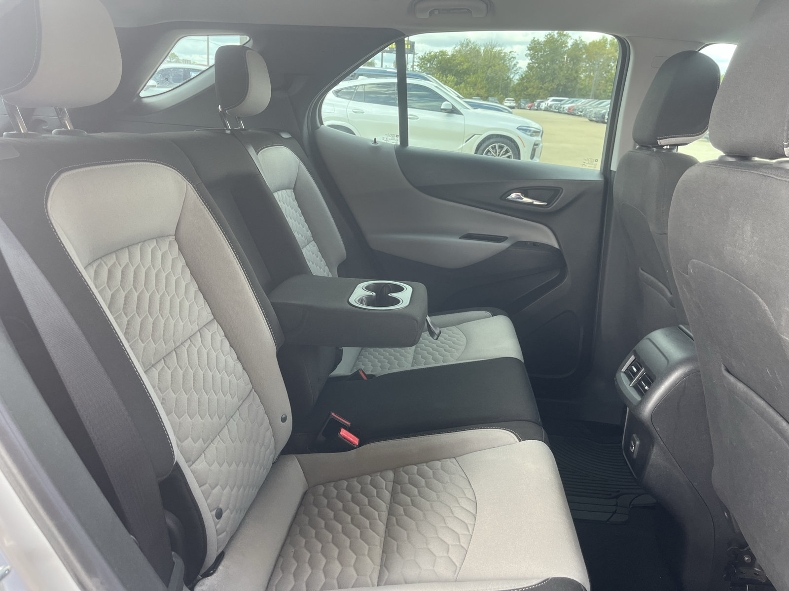 Used 2019 Chevrolet Equinox LS FWD image 17