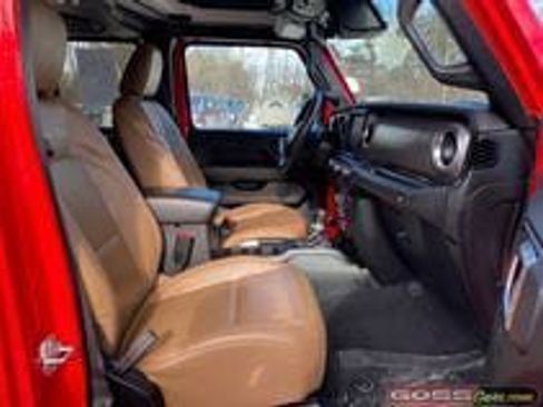 Used 2020 Jeep Gladiator Rubicon image 5