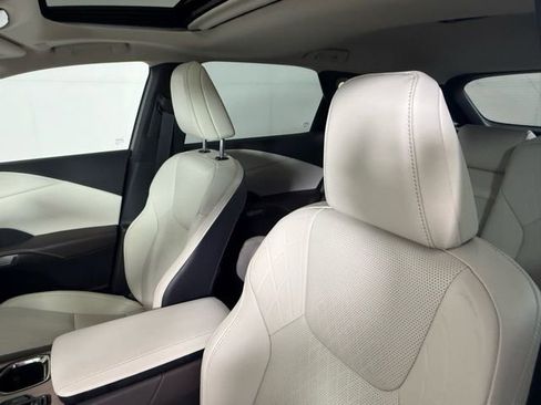 Used 2025 Lexus RX 350 Premium Plus w/ Convenience Package image 4