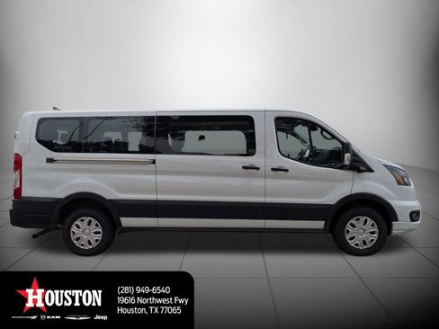 Used 2023 Ford Transit 350 XLT image 2