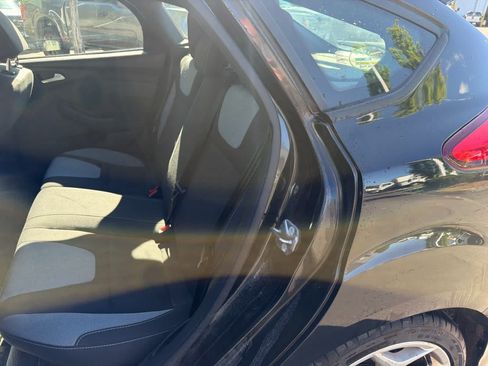 Used 2013 Ford Focus ST FWD image 13