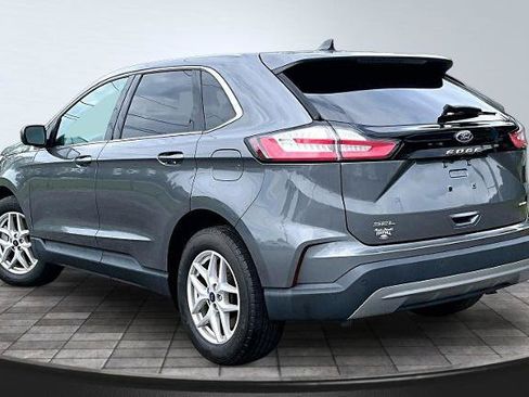 Certified 2023 Ford Edge SEL w/ Convenience Package AWD/4WD image 2