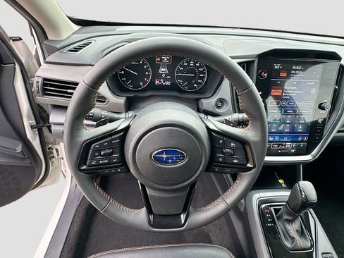 Used 2024 Subaru Crosstrek 2.5i Limited AWD/4WD image 11