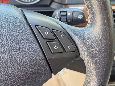 Used 2010 BMW 528i Sedan RWD image 33