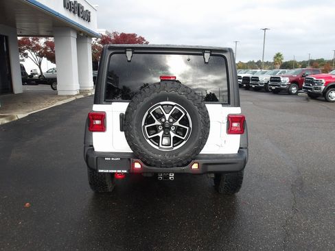 New 2026 Jeep Wrangler Unlimited Rubicon image 7