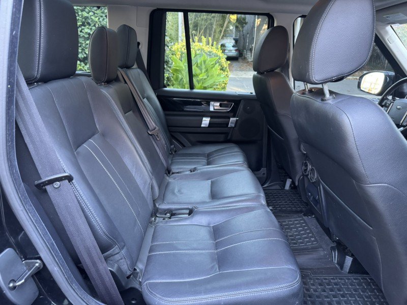 Used 2014 Land Rover LR4 HSE AWD/4WD image 29