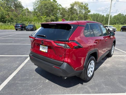 Used 2025 Toyota RAV4 LE FWD image 8